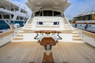 Thumbnail von Viking 92 Enclosed Bridge SPECULATOR