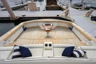 Thumbnail von Viking 92 Enclosed Bridge SPECULATOR