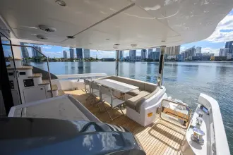 Thumbnail von Azimut Fly 78 DT78