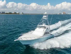 Thumbnail von Viking 68 Convertible RUNNING OVER