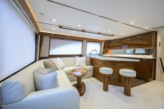 Thumbnail von Viking 54 Convertible Dog House