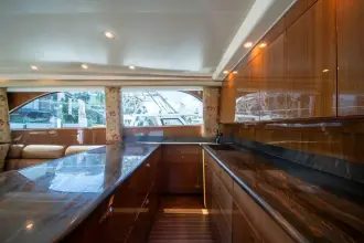 Thumbnail von Viking 52 Convertible WHITE PEARL