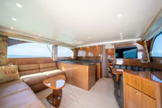Thumbnail von Viking 52 Convertible WHITE PEARL