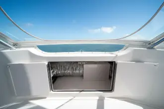 Thumbnail von Viking 52 Convertible WHITE PEARL