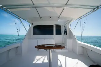 Thumbnail von Viking 52 Convertible WHITE PEARL