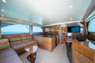 Thumbnail von Viking 52 Convertible WHITE PEARL