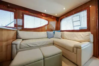 Thumbnail von Hatteras 50 Convertible
