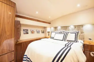 Thumbnail von Viking 48 Convertible SEA BLOCK