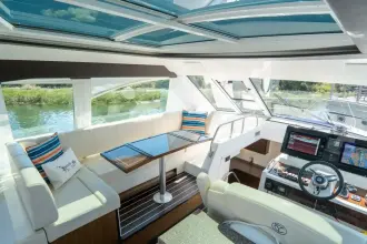 Thumbnail von Cruisers Yachts 48 Cantius EPIC