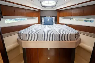 Thumbnail von Cruisers Yachts 48 Cantius EPIC