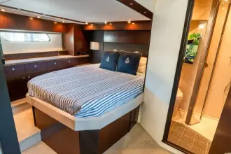 Thumbnail von Cruisers Yachts 48 Cantius EPIC