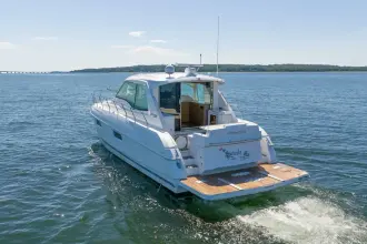 Thumbnail von Cruisers Yachts 48 Cantius EPIC