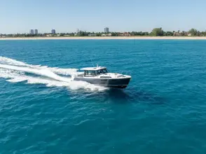 MJM Yachts 42 В наличии MJM 42-005