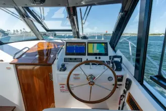 Thumbnail von MJM Yachts 42 In-Stock MJM 42-005