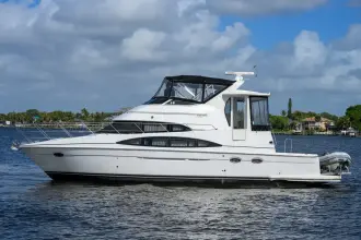 Carver 444 Cockpit Motor Yacht Great Adventure