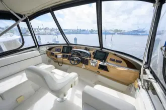 Thumbnail von Carver 444 Cockpit Motor Yacht Great Adventure