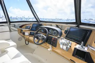 Thumbnail von Carver 444 Cockpit Motor Yacht Great Adventure
