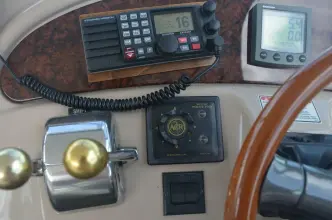 Thumbnail von Sea Ray 460 Sundancer 4 RICH-SHER OR POORER