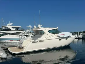 Thumbnail von Tiara Yachts 4500 Sovran SEPTEMBER