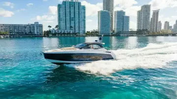 Thumbnail von Azimut Atlantis 45 Relax Josephine