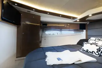 Thumbnail von Cruisers Yachts 45 Cantius