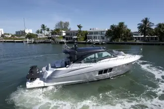 Thumbnail von Cruisers Yachts 45 Cantius