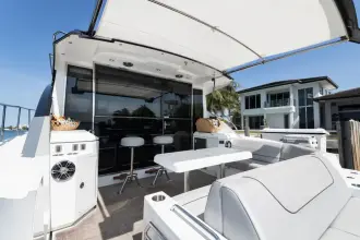 Thumbnail von Cruisers Yachts 45 Cantius