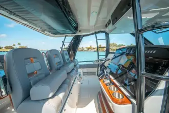 Thumbnail von Boston Whaler 420 Outrage PIPE DREAM