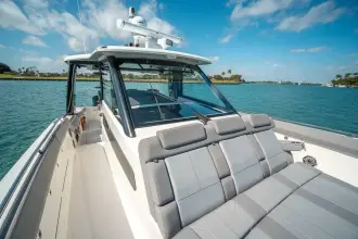 Thumbnail von Boston Whaler 420 Outrage PIPE DREAM