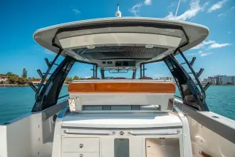 Thumbnail von Boston Whaler 420 Outrage PIPE DREAM