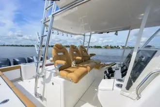 Thumbnail von Buddy Davis 42 Center Console Tales N Ales
