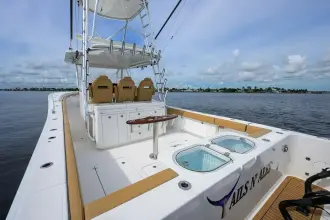 Thumbnail von Buddy Davis 42 Center Console Tales N Ales