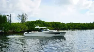 Nimbus T11