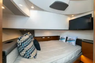 Thumbnail von Tiara Yachts 38 LS LA DOLCE VITA