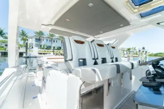 Thumbnail von Tiara Yachts 38 LS LA DOLCE VITA