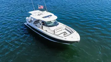 Thumbnail von Tiara Yachts 38 LS LA DOLCE VITA