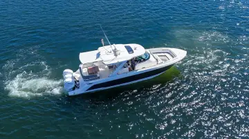 Thumbnail von Tiara Yachts 38 LS LA DOLCE VITA