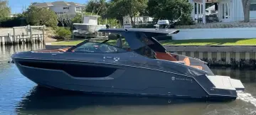 Thumbnail von Cruisers Yachts 38 GLS