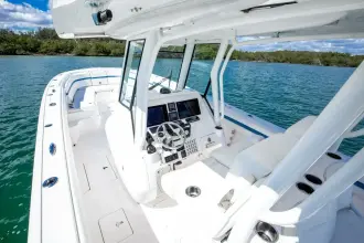 Thumbnail von Intrepid 375 Open