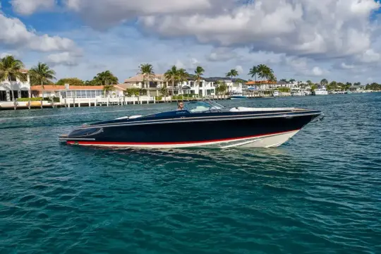 Chris-Craft 34 Launch 2LW