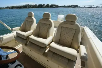 Thumbnail von Chris-Craft Catalina 34 Grace