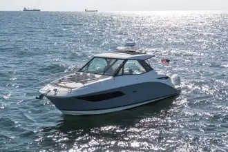 Sea Ray 320 Sundancer