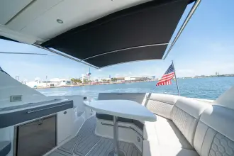 Thumbnail von Sea Ray 320 Sundancer