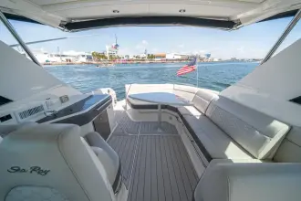 Thumbnail von Sea Ray 320 Sundancer