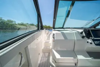 Thumbnail von Sea Ray 320 Sundancer