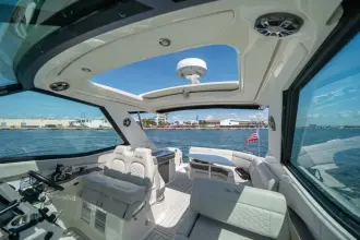 Thumbnail von Sea Ray 320 Sundancer