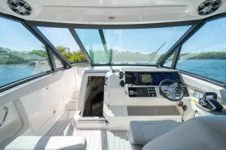 Thumbnail von Sea Ray 320 Sundancer
