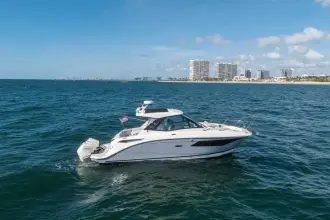 Thumbnail von Sea Ray 320 Sundancer