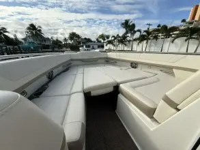 Thumbnail von Formula 330 Crossover Bowrider