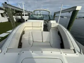 Thumbnail von Formula 330 Crossover Bowrider